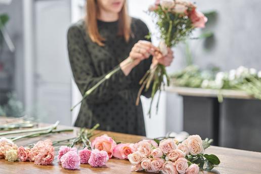 Order and Delivery | Interflora